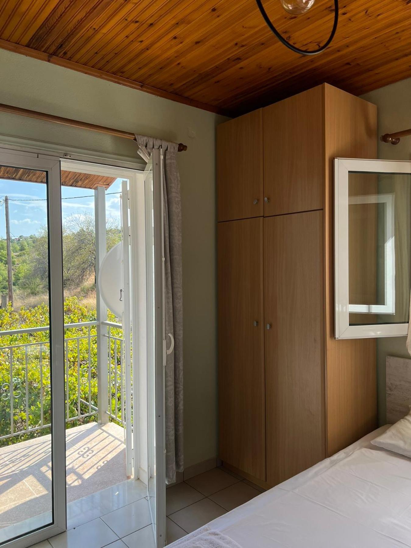 Xenia'S Seaview House Villa Paralia Avlidhos Екстериор снимка