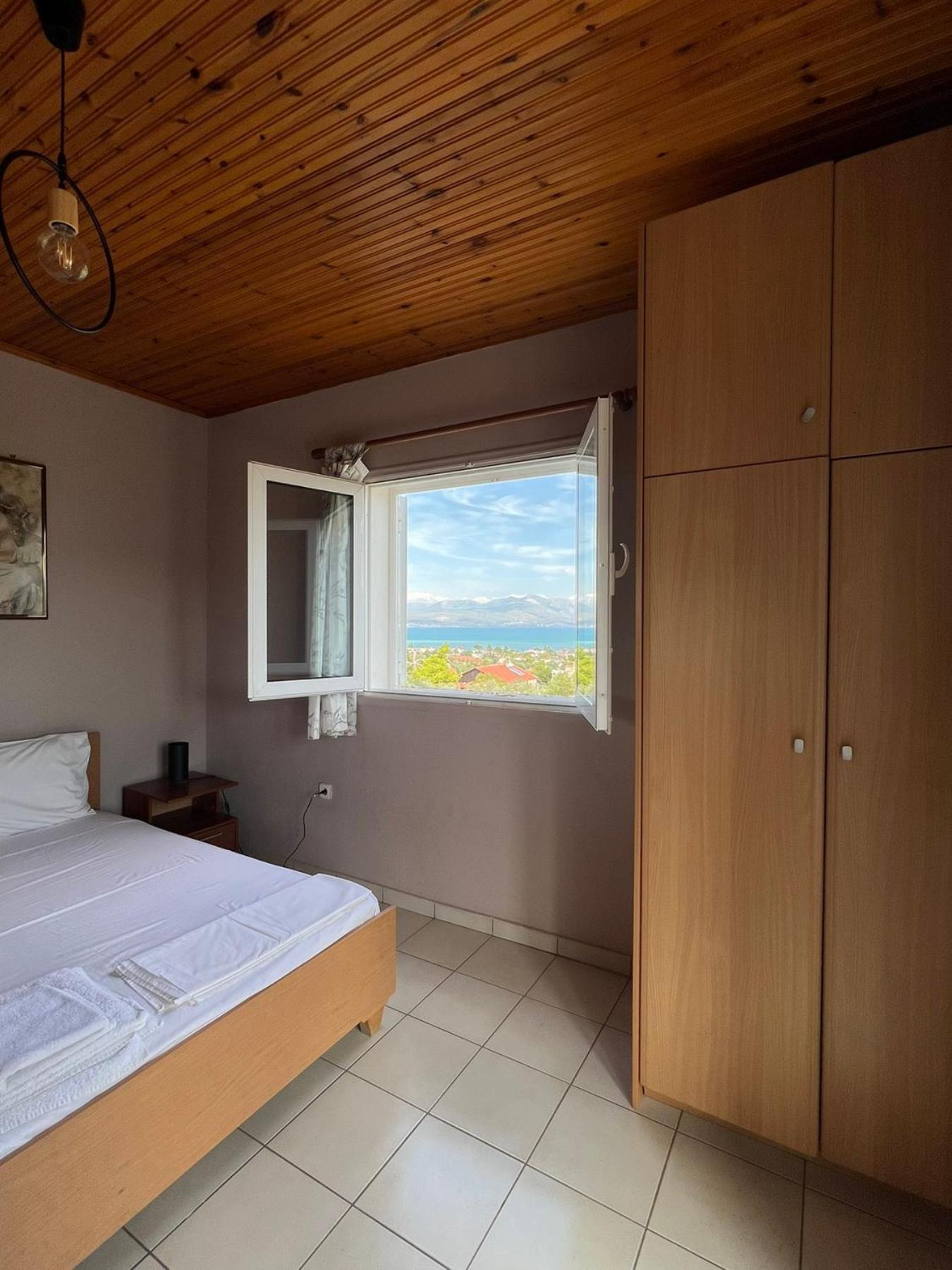 Xenia'S Seaview House Villa Paralia Avlidhos Екстериор снимка